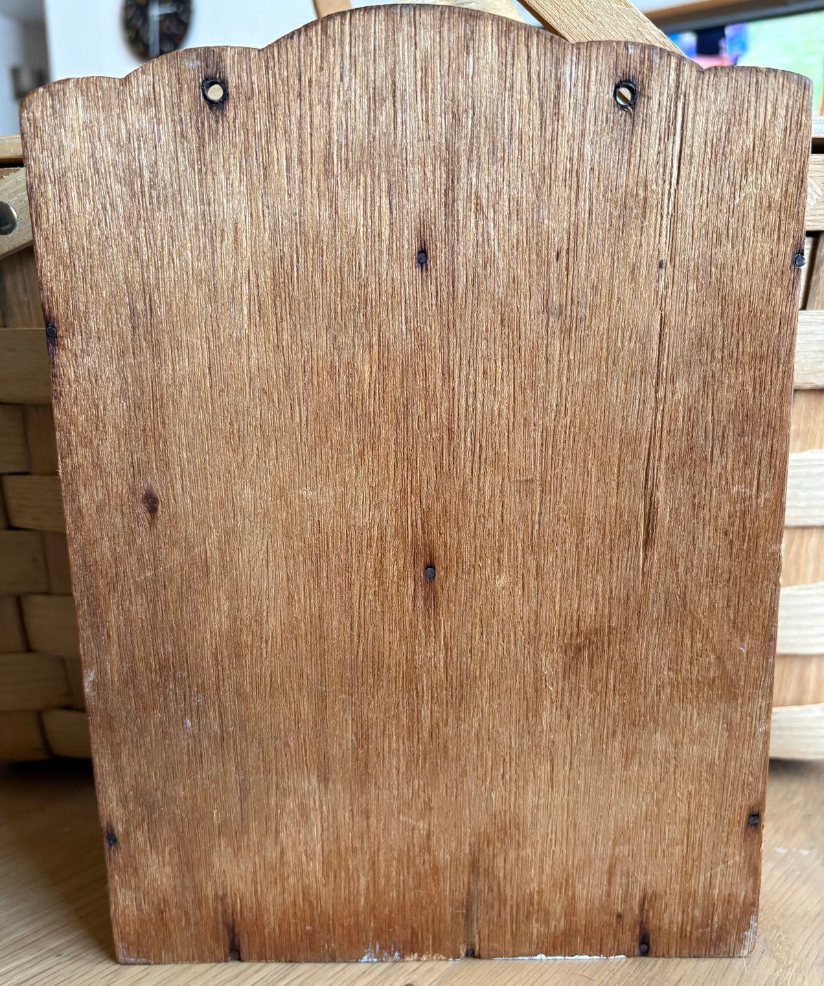 Petite Victorian Trinket Shelf