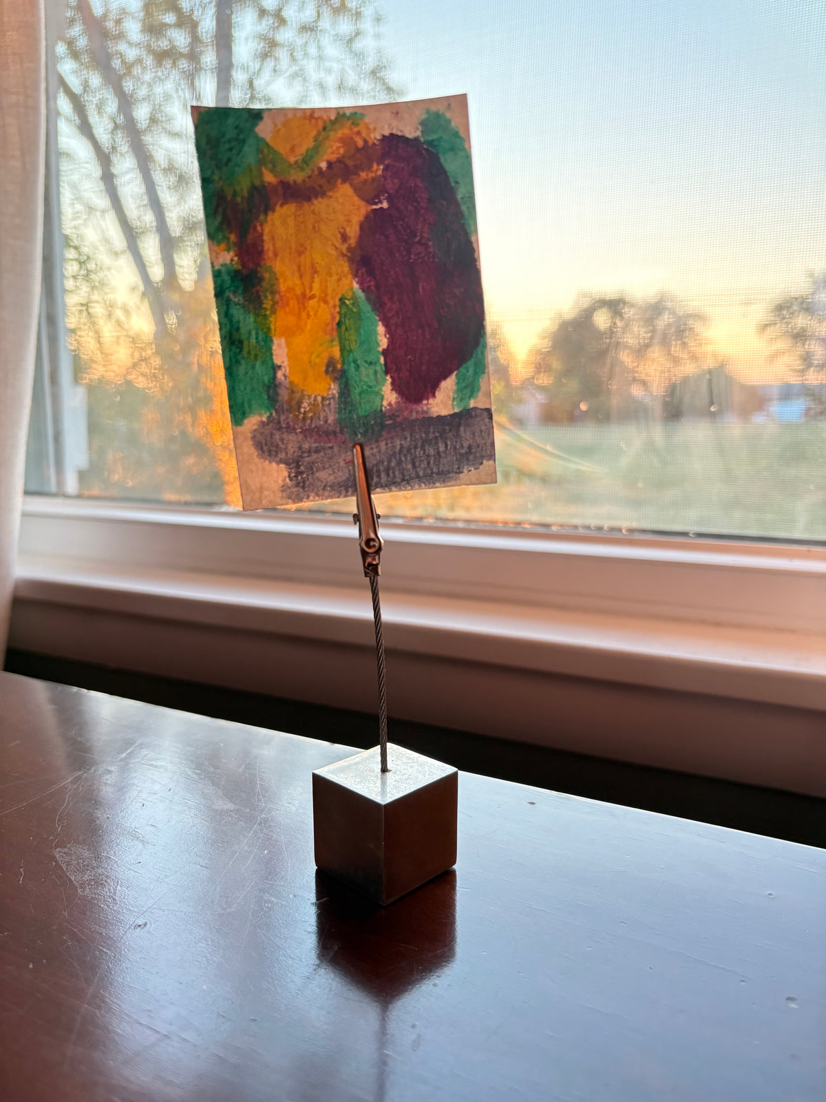 Metallic Cube Clip Stand
