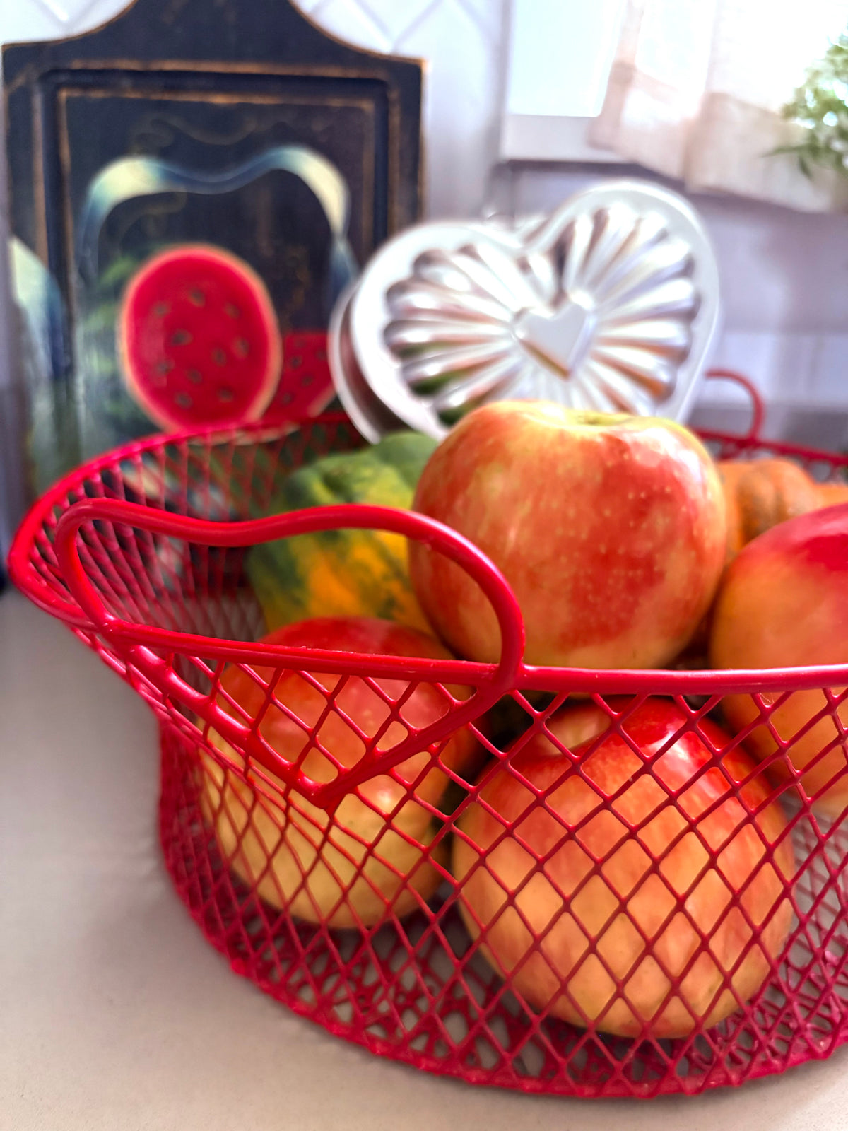 Kitchen Corner | Hearts & Fruits