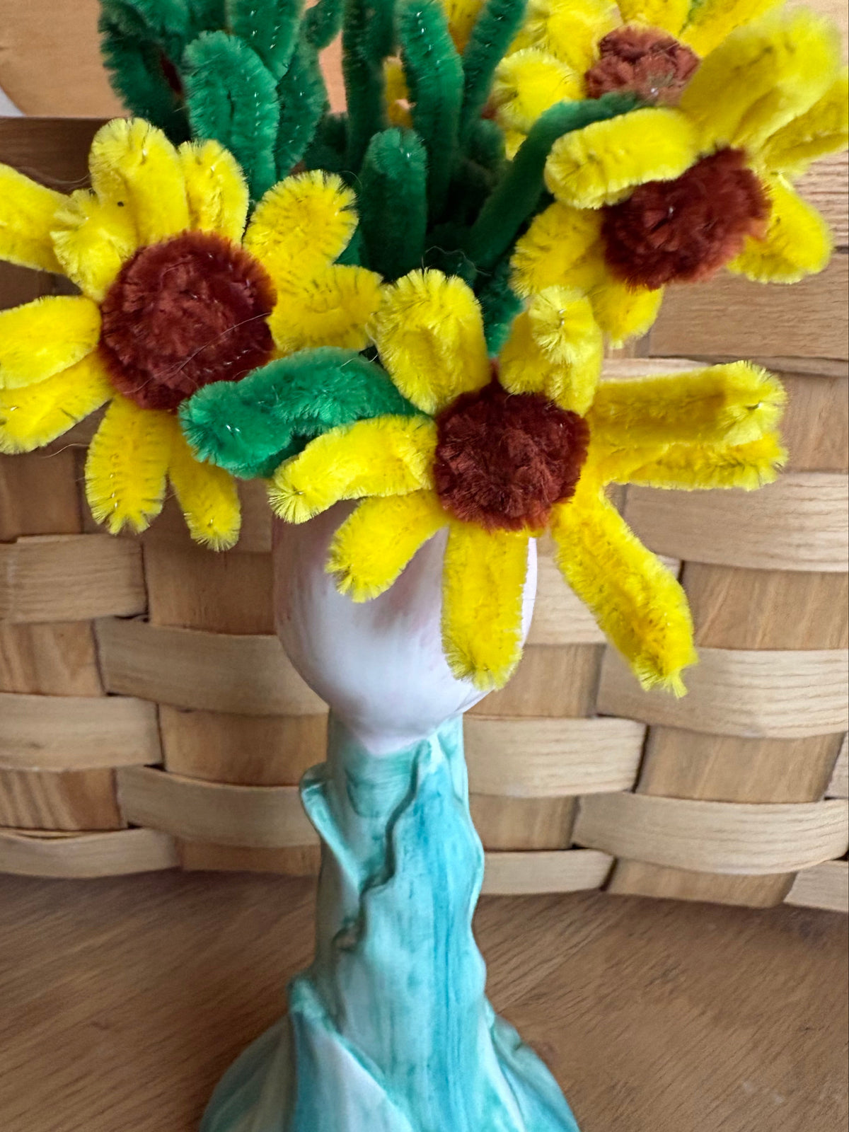 Single Tulip | Ceramic Vase/Candle Holder