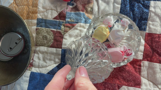 Kiss Covered Candy Dish